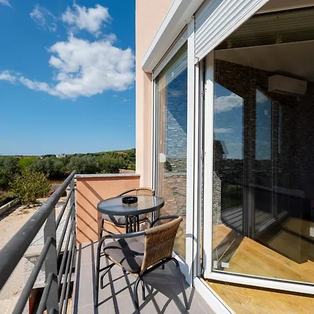Apartamento Anamarija Sukošan