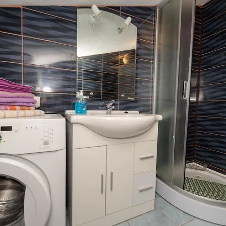 Apartamento Anamarija Sukošan