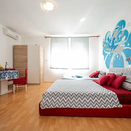 Anamarija Apartment Sukosan